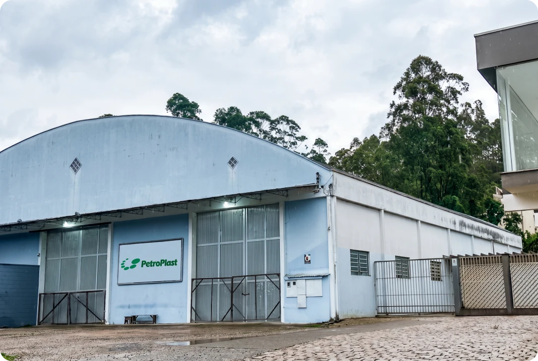 1997 – Fundação PetroPlast